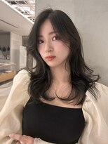 ピークアブー 銀座並木通り(PEEK-A-BOO)&nbsp;★顔まわりレイヤーセンターパートブリーチなしアッシュ韓国風