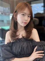 アリュウル 表参道 青山(Allure) ワンカールで大人可愛いレイヤーカット×盛れる顔まわり◯伊藤