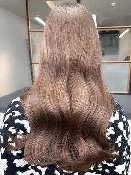 ソア 渋谷(soar) 艶感髪質改善カラー大人可愛いミルクティーカラームルギョル巻き