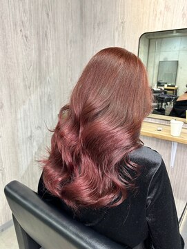 ジゼル 中津大分(GiseL) ピンクカラー　艶カラートリートメント巻き髪ヨシンモリ髪質改善