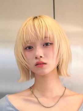 ジョエミバイアンアミ(joemi by Un ami) レイヤーボブ/ミニウルフ/ブロンドボブ