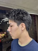 ニコ トウキョウ ロジック(nico TOKYO Logic)&nbsp;刈り上げアップバングスパイキーショートパーマスパイラルパーマ