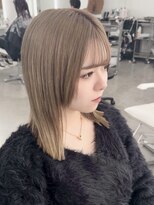 イロウ 山口どうもん店(IROW) デザインカラー/ミディアムレイヤー/グレージュ/ブリーチカラー