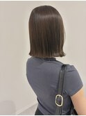 髪質改善ストレート/アッシュベージュ/切りっぱなしボブ