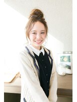 ルーシー(Lucy)&nbsp;簡単ルーズなお団子アレンジ