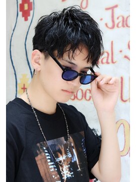 ネイビー(NAVY) ソフトツーブロックショートレイヤー 黒髪パーマセミウェット