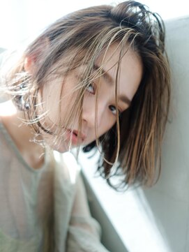 アルバム 銀座(ALBUM GINZA) ワンカールボブ_オリーブカラーハイライトカラー_78088