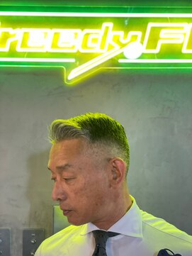 グリーディーフォックス 代々木(Greedy FOX) 韓国マッシュ/センタ-パ-ト/ツイストスパイラル/スキンフェード