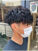 ツイストスパイラルパーマ刈り上げツーブロックマッシュ