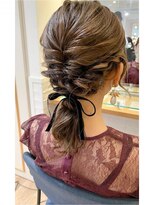 ネオリーブ チロル 横浜西口店(Neolive CiroL.)&nbsp;ローポニー　お呼ばれセット