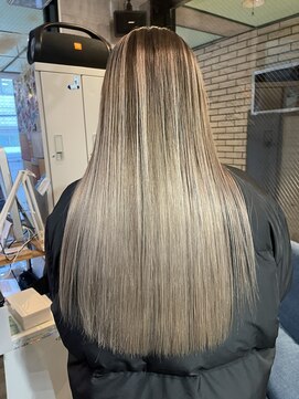 ラフ(LAFF) #黒髪#ボブルフ#ネビージュ#小顔#ワンレン