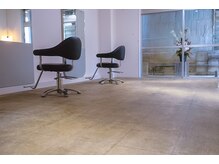 エモ(EMO)の雰囲気(友人や家族でのご予約も可能)