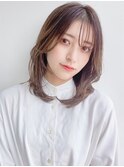 透明感溢れるくびれミディ
