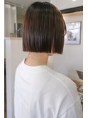 ぱつっとボブ