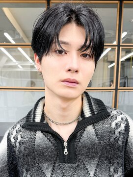 スタートウキョウ 渋谷(STAR TOKYO) 束感黒髪ナチュラル人気流行センターパート韓国風