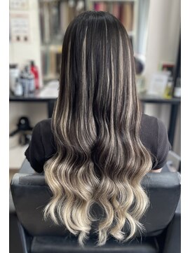 リブレ(Rebre) エクステで作るバレイヤージュ☆☆