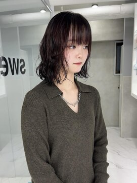 スウィープ(sweep) カシスレッド/パーマ/ボブ