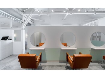 ベノワ(benoit)の写真/丁寧なヘアケア提案が自慢！一人一人に合わせたアドバイスで輝く毎日を応援◎