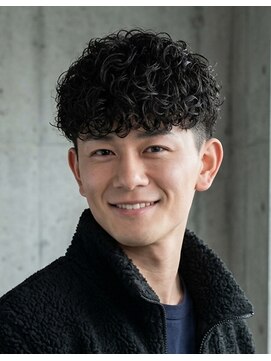 オールデイハローズ(ALL DAY HELLO'S) メンズ海外風スペインカールスタイル♯82京都河原町