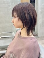 ダブルトーキョー シブヤ(W-TOKYO SHIBUYA)&nbsp;顔まわりウルフ　ミディアムウルフ　ネオウルフ