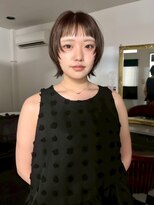 ナービス(NARVIS)&nbsp;透明感ブラウンアッシュ/ショートボブ/レイヤーカット