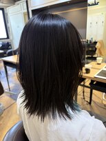 リゴ ヘアー(RIGO hair) インナーカラー/ワンポイントカラー/外ハネ/くびれボブ