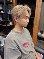 コア 新宿(CORE)&nbsp;ブロンドセンターパートウルフ