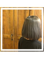 ルパラディ(leparadis) 【グレージュ×ボブ】