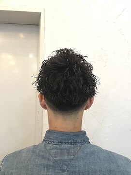 ツーダブルバイフィフス 西梅田店(WW.. by fifth) 【メンズサロンドットオオサカ/梅田/JR大阪/西梅田/北新地】