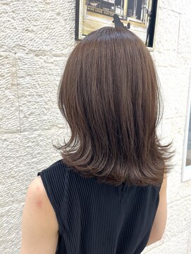 ティンク 天神(Tink) グレージュカラー