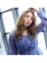 エトルバイガネイシャ(Etol by ganesha)&nbsp;韓国風外ハネエアリーミディアム