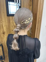 フゥカ 類家店(fuka) 【お呼ばれヘアセット】タイトポニー＊。