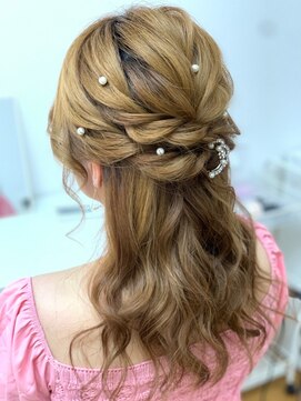 ミザリー(MISERY) ハーフアップ