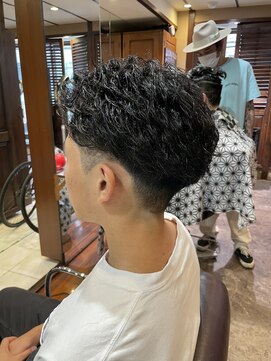 リットジェンツ 千葉(Lit Gents) ツーブロックショート【SHOHEI】