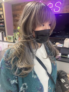 バイブス バイ ケンジ(vibes by KENJE) グレージュカラー