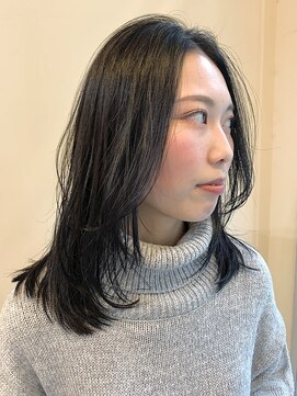 デイリリーバイアメリア 川西店(daylily by Ameria) 20代30代40代こなれミディアム小顔似合わせレイヤー