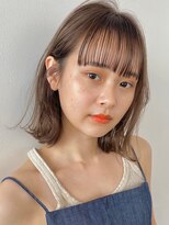 ノイカーム(noi Calm)&nbsp;顔周りレイヤーカットくびれヘアミルクティーベージュカラー