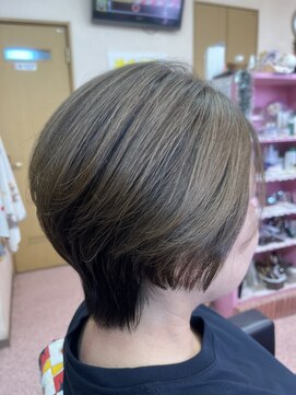 パーマハウスキューブ(Cube) くびれショート