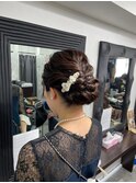 お呼ばれヘアアレンジアップスタイル