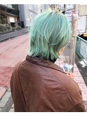 ミントグリーン