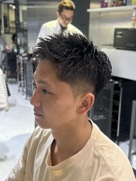 フランクスバーバーザスタンド(Frank’s barber the stand) ヘアスタイルT