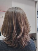 直毛ミディアム リブートスタイル　伸ばしかけミディ