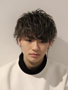 アールイー(Re:)の写真/完全マンツーマン施術で一人ひとりのお悩みに寄り添います♪ON/OFFキマる2wayスタイルは【Re:】にお任せ！