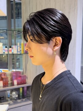 アクシー ヘアーアンドメイク(AXY HAIR&MAKE) 新宿曲がる縮毛矯正センターパートシャドウパーマ