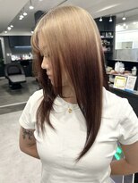 いろあそび 八王子&nbsp;ホワイトベージュ×ブラウン