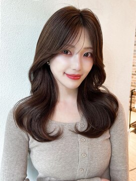 ラルユー 金山(LallYou) 暗髪でも出せるこなれ感フェイスレイヤー×ナチュラルセミロング