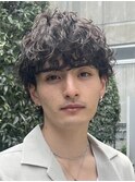 原宿ルーズパーマメンズカットセンターパートウルフツーブロック