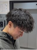 ツイストスパイラルパーマ/MEN’S HAIR/刈り上げマッシュ