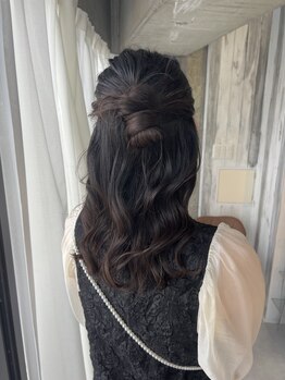 リロ(RiLo)の写真/結婚式や二次会、女子会などのイベントはプロのセットでより華やかに♪崩れにくく綺麗な仕上がりが長続き!