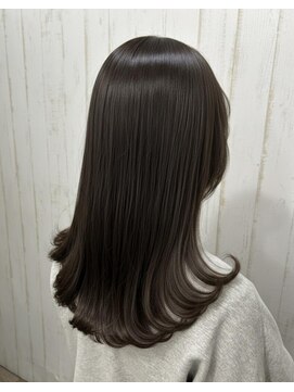 アトリエMAI 北千住 ダークオリーブベージュ